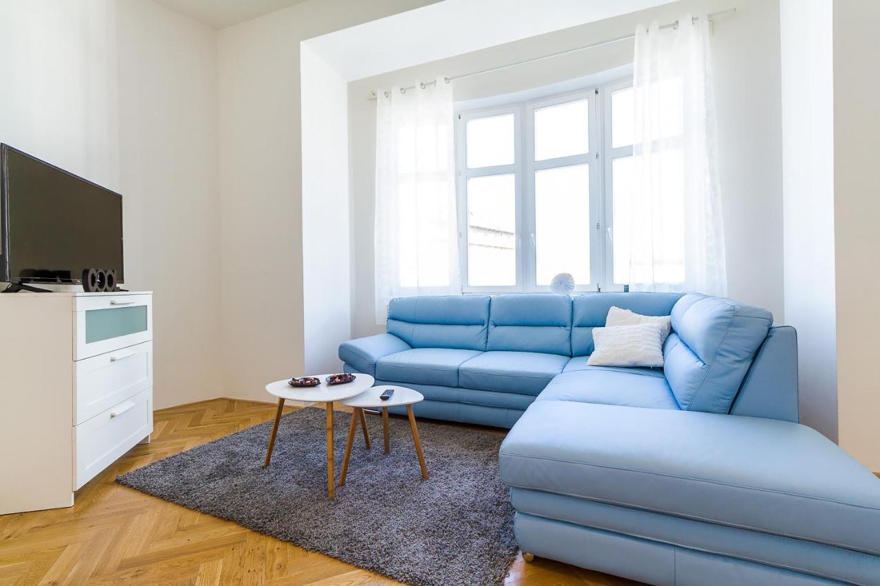 Wenceslas Square Aparthotel 3*